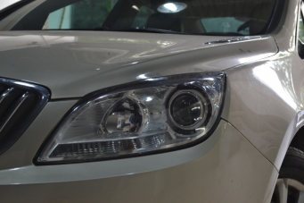 别克英朗GT车灯改装海拉Q5透镜氙气灯飞利浦欧司朗